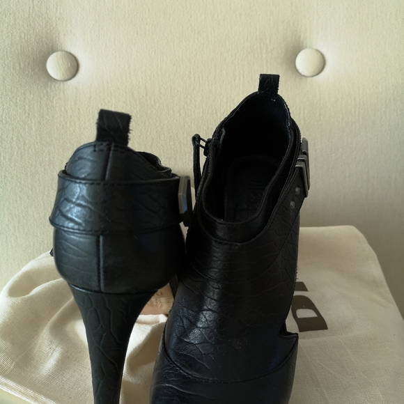 Diesel - High heeled ankle boots - Picture 9 of 15